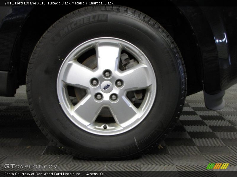Tuxedo Black Metallic / Charcoal Black 2011 Ford Escape XLT