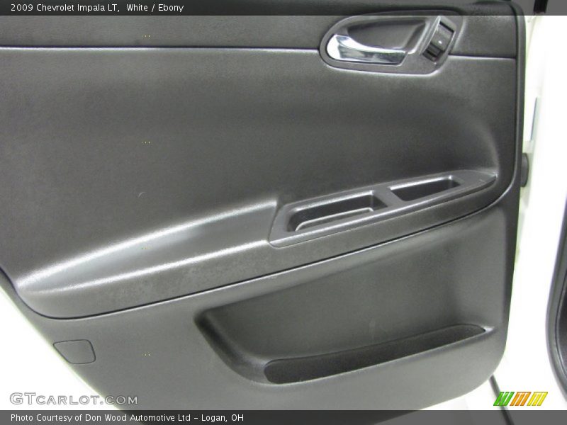 White / Ebony 2009 Chevrolet Impala LT