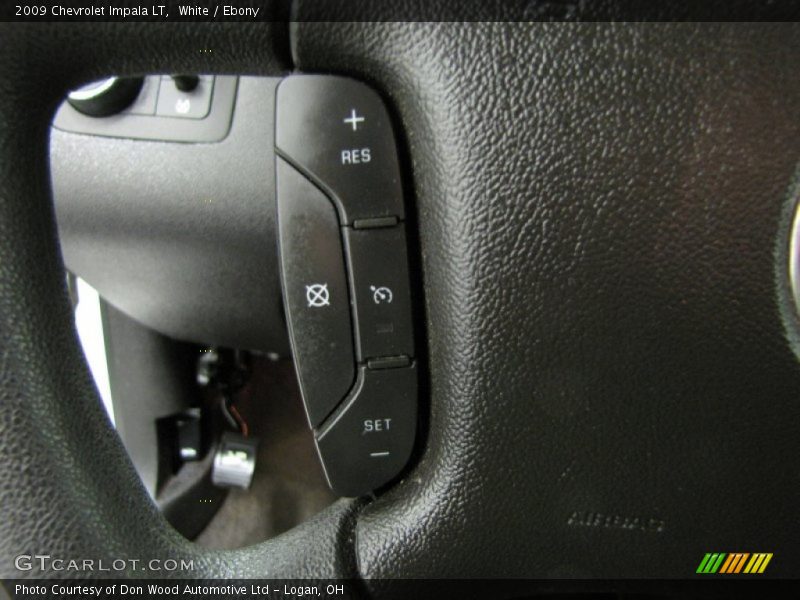 White / Ebony 2009 Chevrolet Impala LT