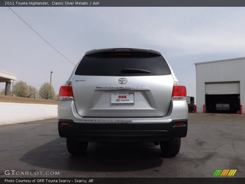 Classic Silver Metallic / Ash 2011 Toyota Highlander