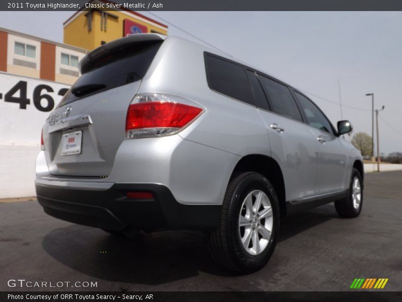 Classic Silver Metallic / Ash 2011 Toyota Highlander