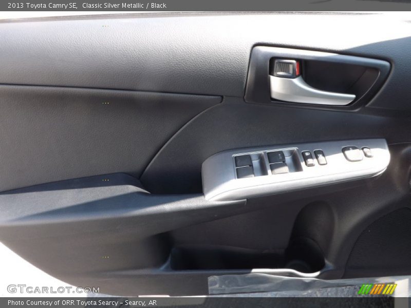 Classic Silver Metallic / Black 2013 Toyota Camry SE
