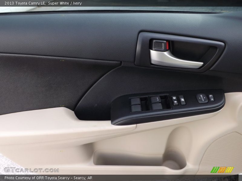 Super White / Ivory 2013 Toyota Camry LE