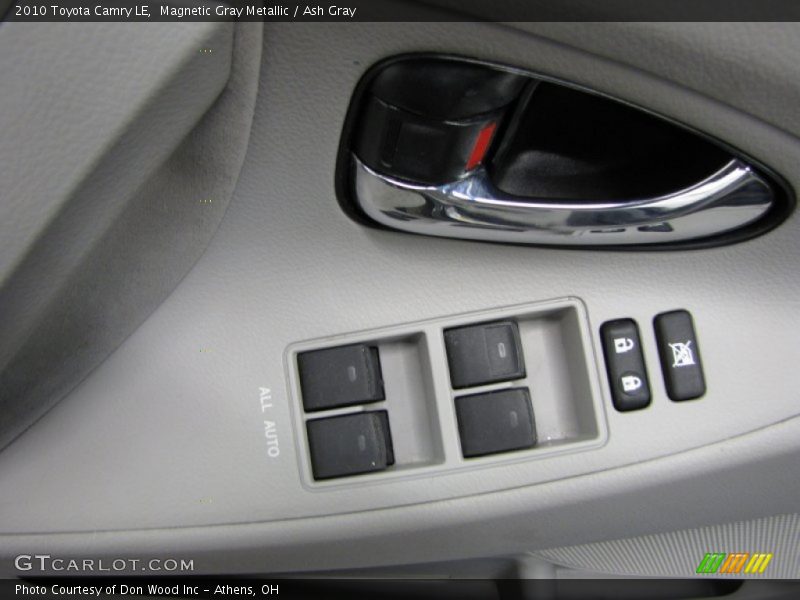 Magnetic Gray Metallic / Ash Gray 2010 Toyota Camry LE