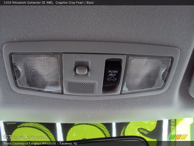Graphite Gray Pearl / Black 2009 Mitsubishi Outlander SE 4WD