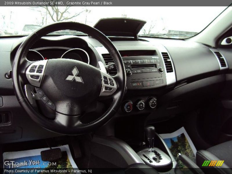 Graphite Gray Pearl / Black 2009 Mitsubishi Outlander SE 4WD