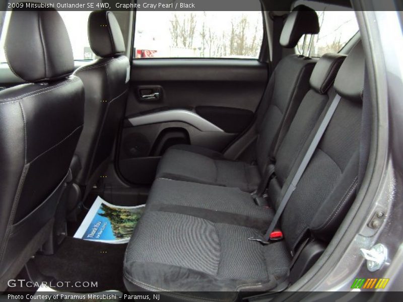 Graphite Gray Pearl / Black 2009 Mitsubishi Outlander SE 4WD