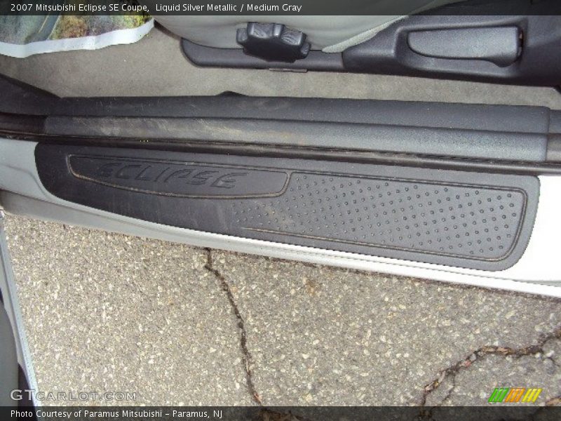 Liquid Silver Metallic / Medium Gray 2007 Mitsubishi Eclipse SE Coupe