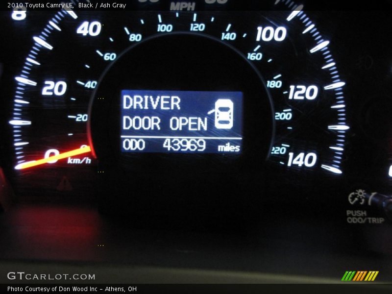 Black / Ash Gray 2010 Toyota Camry LE