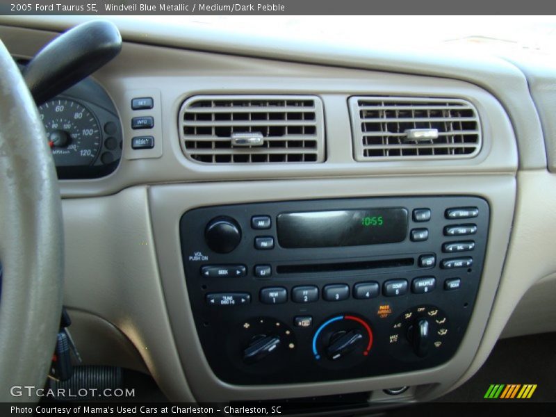 Windveil Blue Metallic / Medium/Dark Pebble 2005 Ford Taurus SE