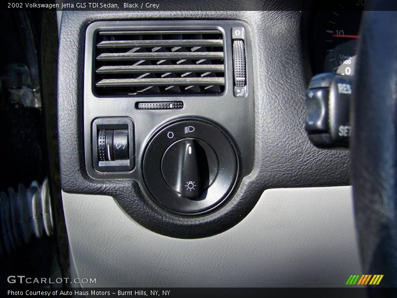 Black / Grey 2002 Volkswagen Jetta GLS TDI Sedan