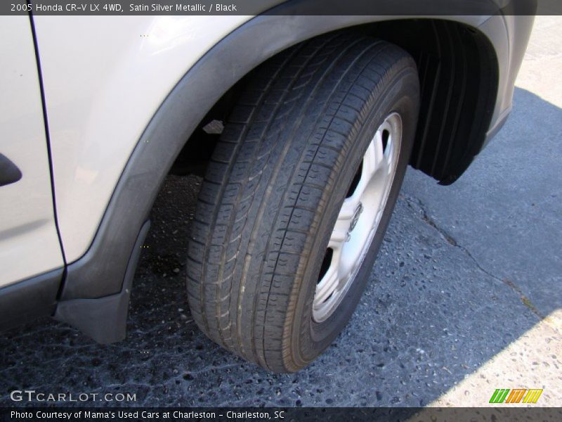 Satin Silver Metallic / Black 2005 Honda CR-V LX 4WD