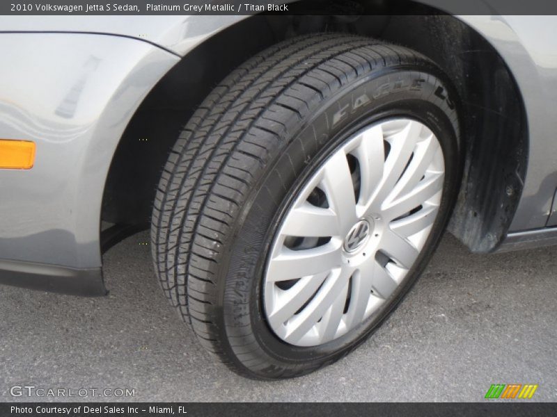Platinum Grey Metallic / Titan Black 2010 Volkswagen Jetta S Sedan