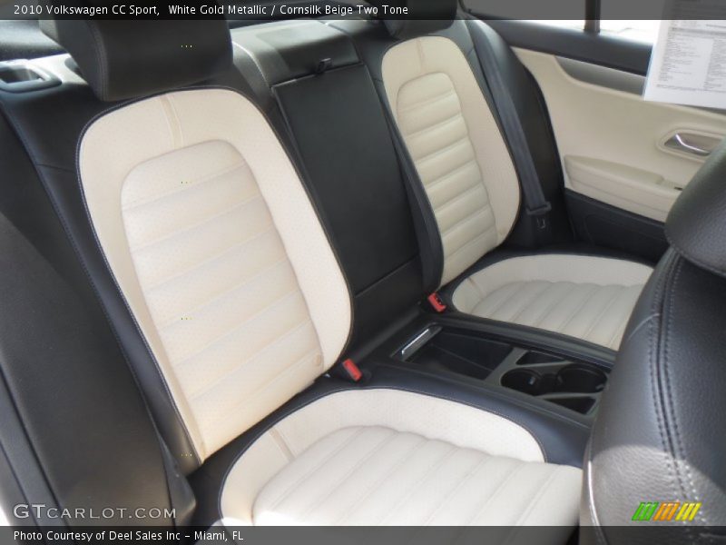 White Gold Metallic / Cornsilk Beige Two Tone 2010 Volkswagen CC Sport