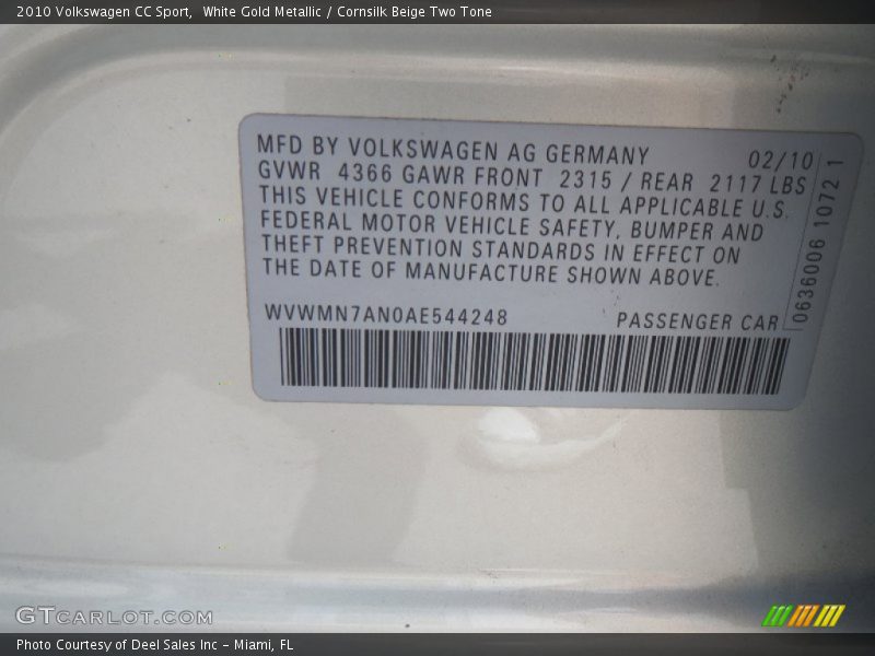 White Gold Metallic / Cornsilk Beige Two Tone 2010 Volkswagen CC Sport