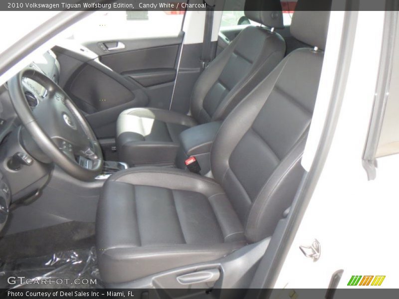 Candy White / Charcoal 2010 Volkswagen Tiguan Wolfsburg Edition