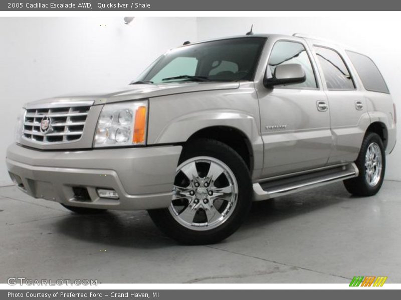 Quicksilver / Shale 2005 Cadillac Escalade AWD