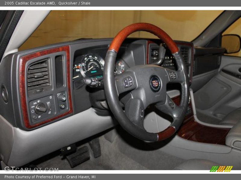 Quicksilver / Shale 2005 Cadillac Escalade AWD