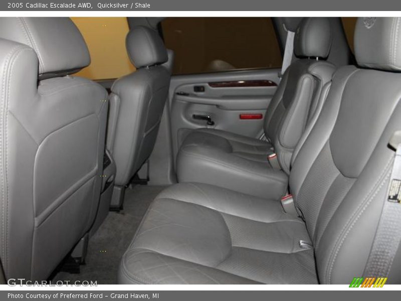 Quicksilver / Shale 2005 Cadillac Escalade AWD