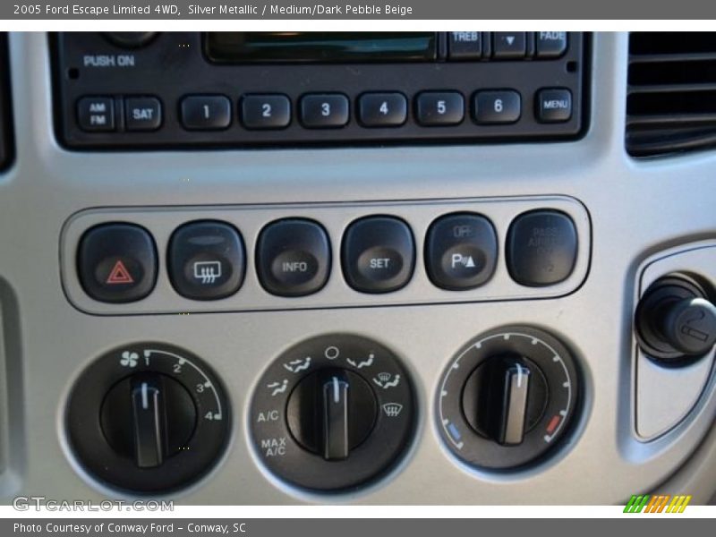 Silver Metallic / Medium/Dark Pebble Beige 2005 Ford Escape Limited 4WD