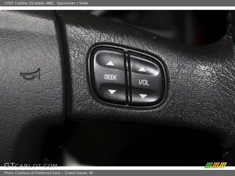 Quicksilver / Shale 2005 Cadillac Escalade AWD