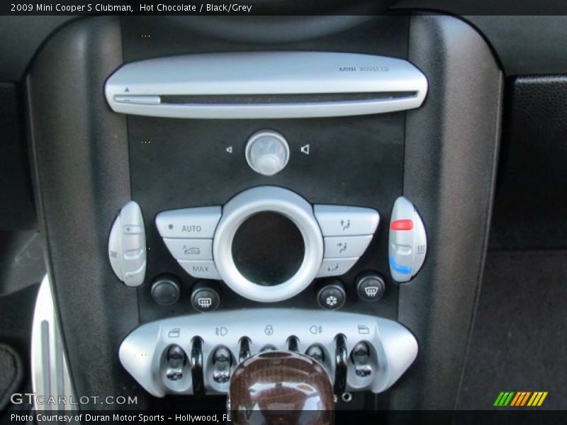 Controls of 2009 Cooper S Clubman