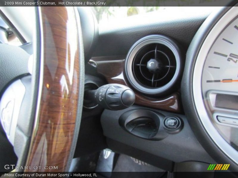 Hot Chocolate / Black/Grey 2009 Mini Cooper S Clubman