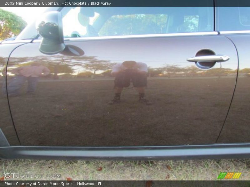 Hot Chocolate / Black/Grey 2009 Mini Cooper S Clubman