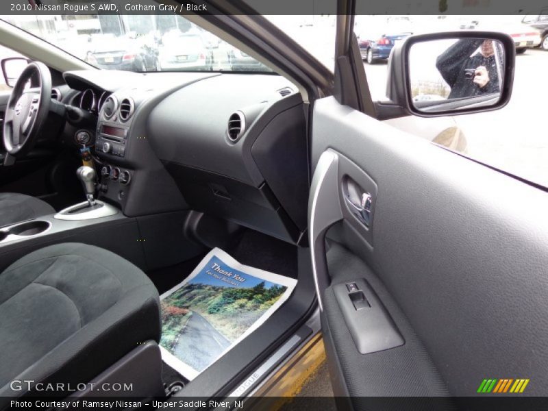 Gotham Gray / Black 2010 Nissan Rogue S AWD