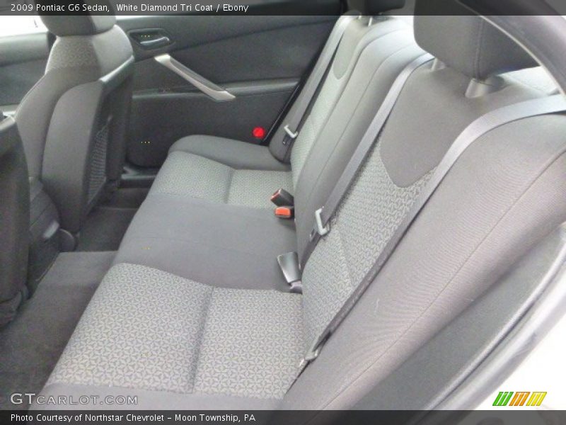 Rear Seat of 2009 G6 Sedan