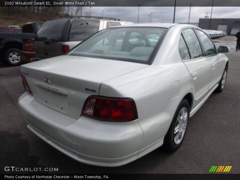 Dover White Pearl / Tan 2002 Mitsubishi Galant ES