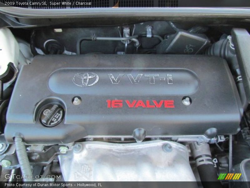 Super White / Charcoal 2009 Toyota Camry SE
