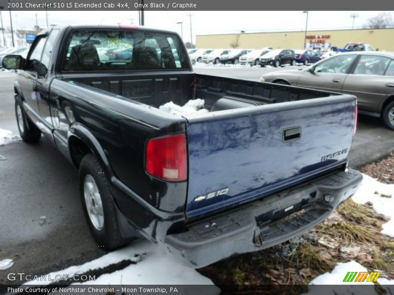 Onyx Black / Graphite 2001 Chevrolet S10 LS Extended Cab 4x4