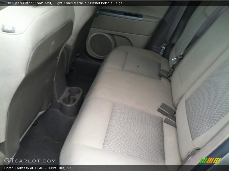 Light Khaki Metallic / Pastel Pebble Beige 2007 Jeep Patriot Sport 4x4
