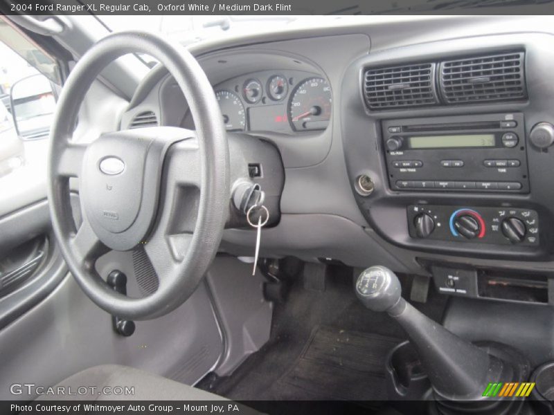 Oxford White / Medium Dark Flint 2004 Ford Ranger XL Regular Cab