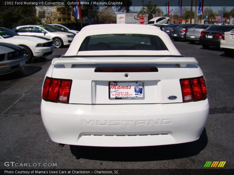 Oxford White / Medium Graphite 2002 Ford Mustang V6 Convertible