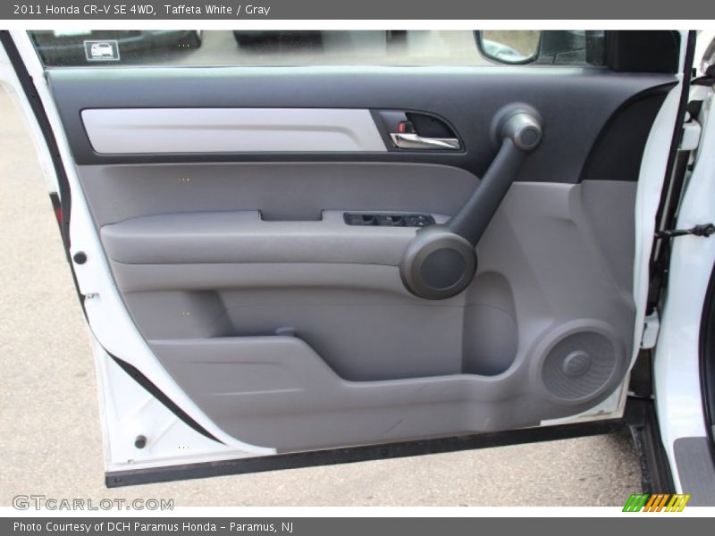 Taffeta White / Gray 2011 Honda CR-V SE 4WD