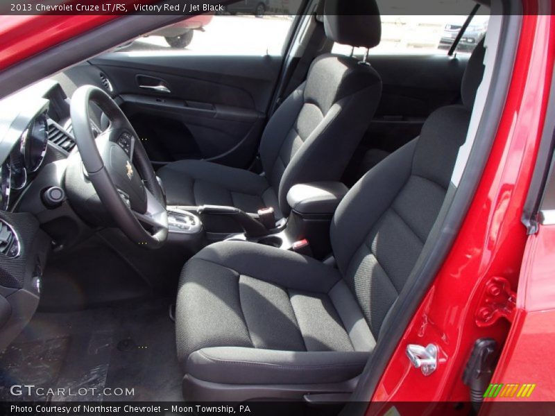 Victory Red / Jet Black 2013 Chevrolet Cruze LT/RS