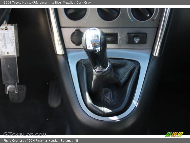 Lunar Mist Silver Metallic / Dark Gray 2004 Toyota Matrix XRS