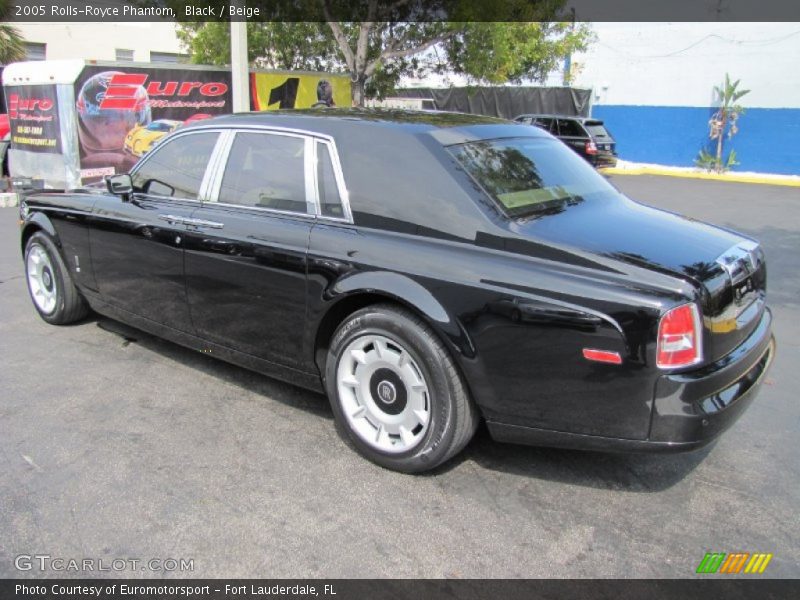 Black / Beige 2005 Rolls-Royce Phantom