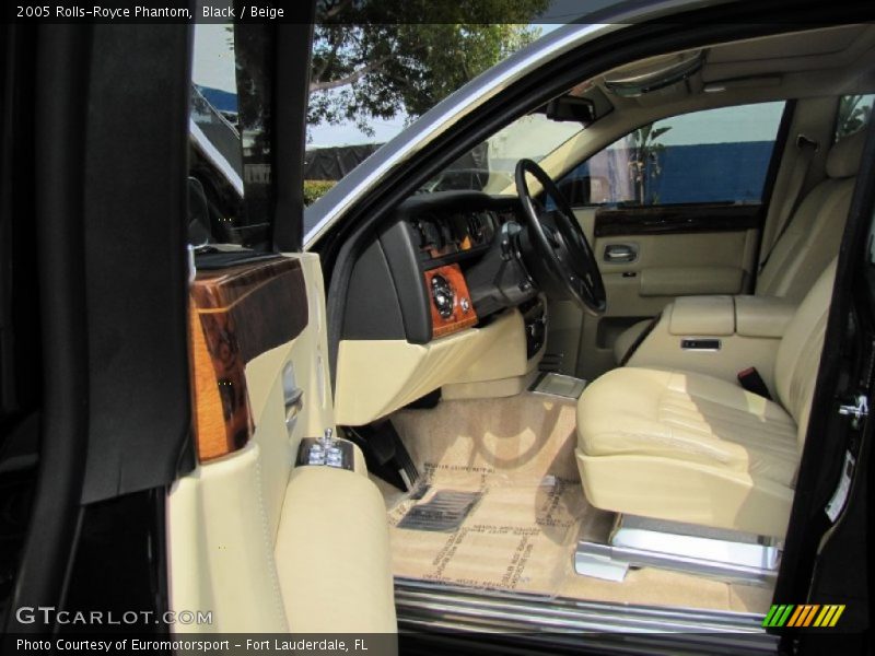  2005 Phantom  Beige Interior