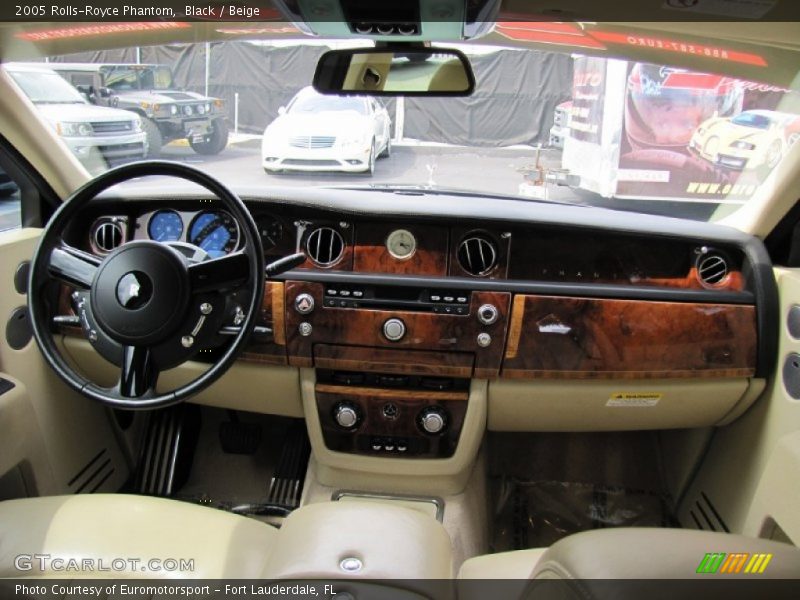 Black / Beige 2005 Rolls-Royce Phantom