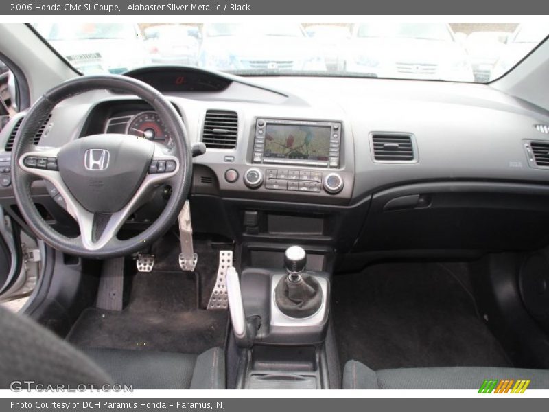 Dashboard of 2006 Civic Si Coupe