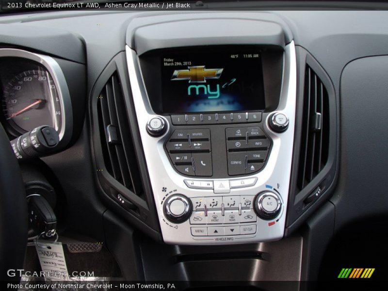 Ashen Gray Metallic / Jet Black 2013 Chevrolet Equinox LT AWD