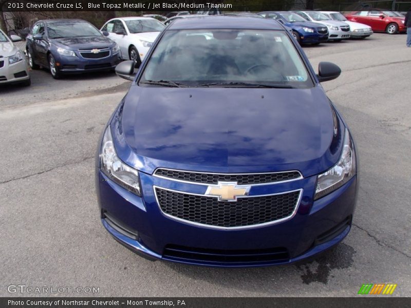 Blue Topaz Metallic / Jet Black/Medium Titanium 2013 Chevrolet Cruze LS
