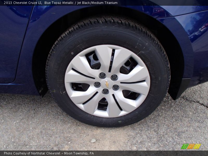 Blue Topaz Metallic / Jet Black/Medium Titanium 2013 Chevrolet Cruze LS