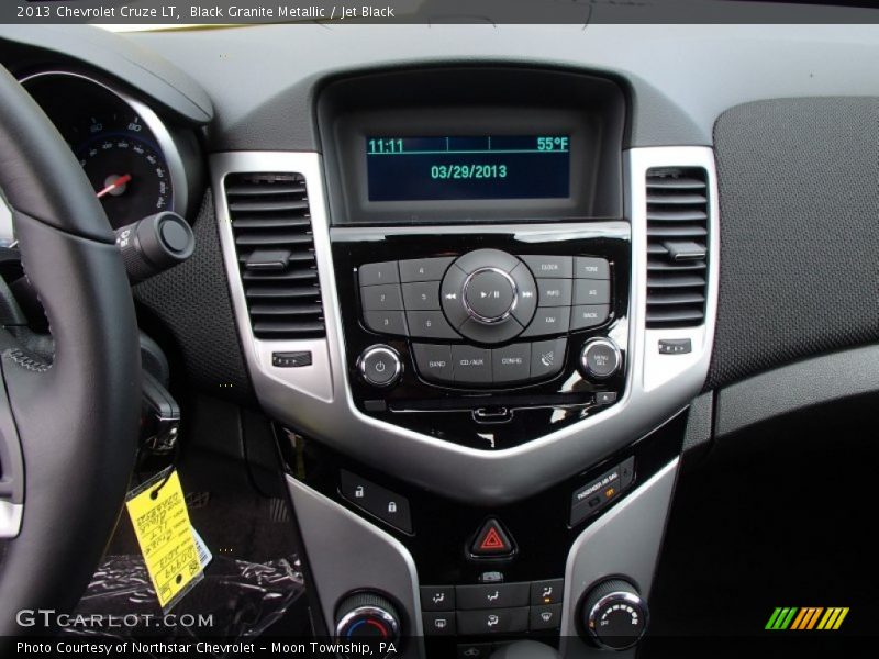Black Granite Metallic / Jet Black 2013 Chevrolet Cruze LT