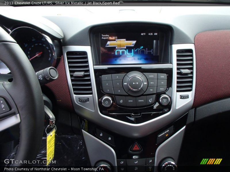 Silver Ice Metallic / Jet Black/Sport Red 2013 Chevrolet Cruze LT/RS