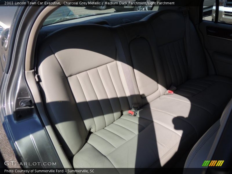 Charcoal Grey Metallic / Medium Dark Parchment/Light Parchment 2003 Lincoln Town Car Executive
