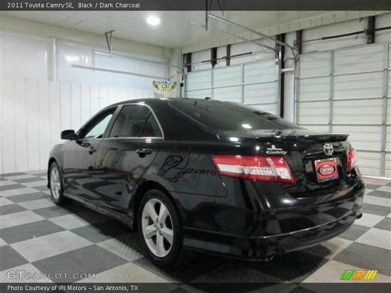 Black / Dark Charcoal 2011 Toyota Camry SE